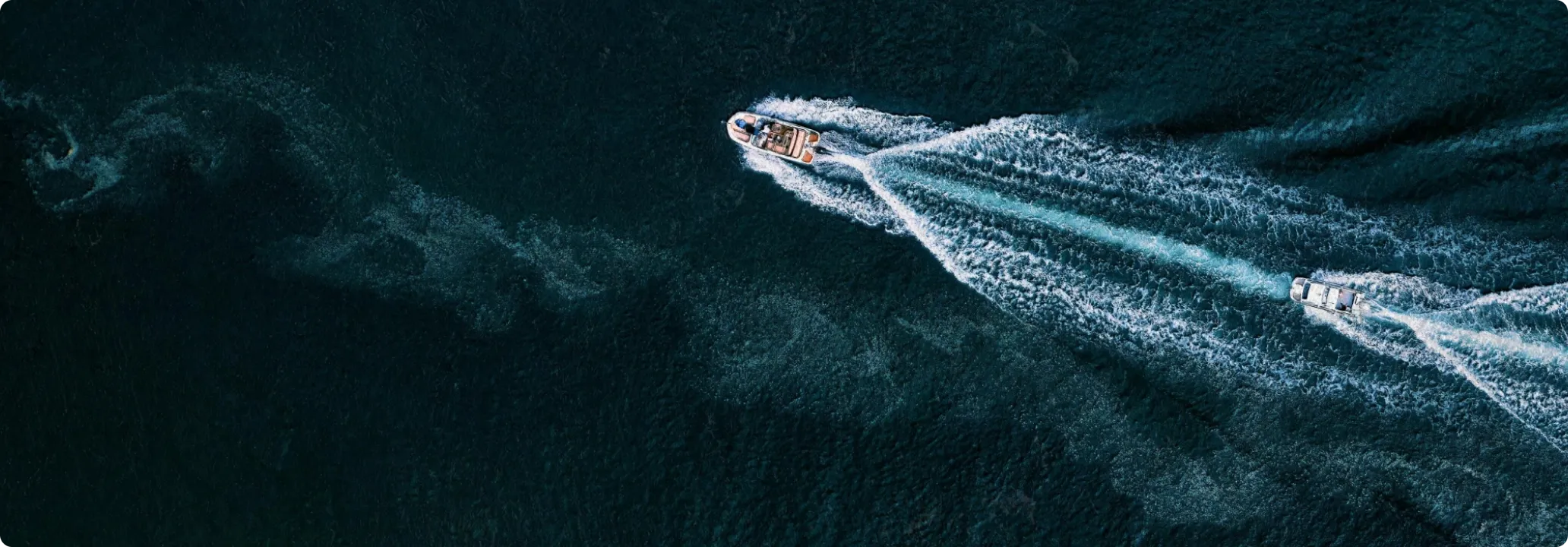 Ready. Set. Race—Stream Powerboat Races on V+ background